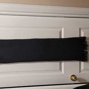 Preston & York Black Scarf